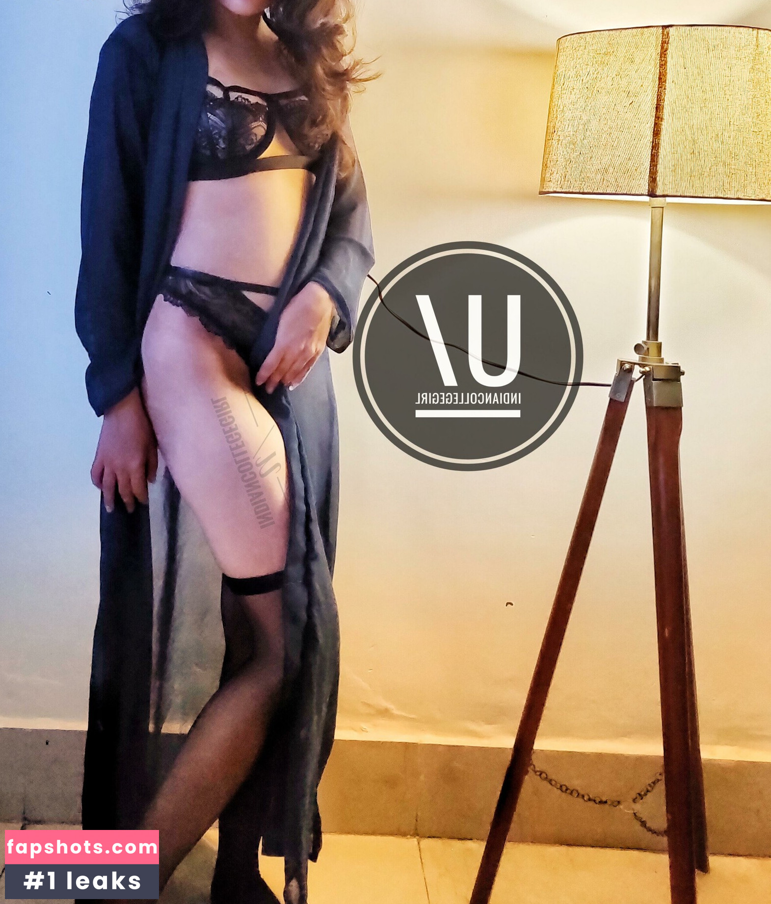 Indiancollegegirl Filtración Desnuda OnlyFans Foto #25 - Fapshots