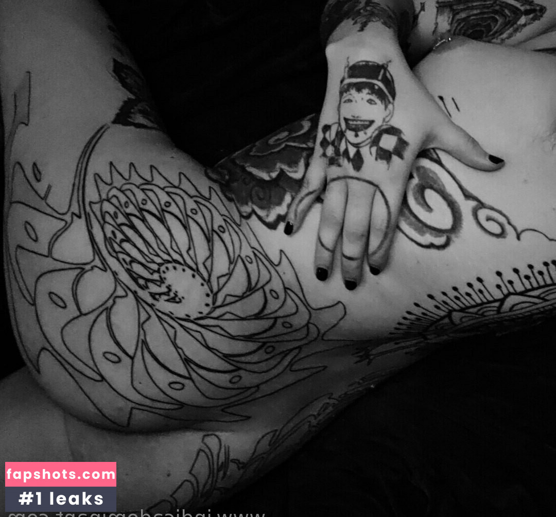 indicadominantofficial nude babe gallery