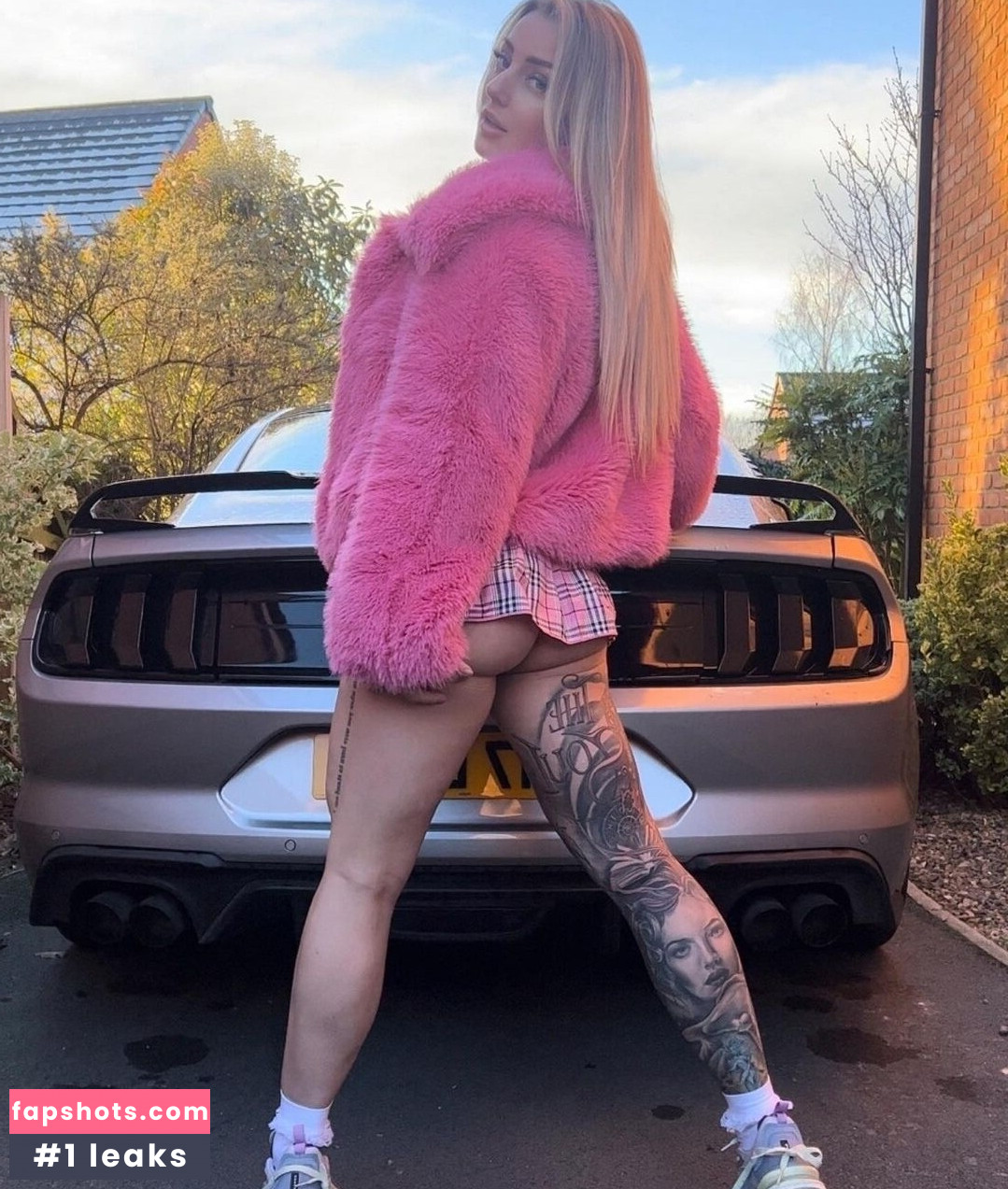 Indigo Storm nude babe gallery