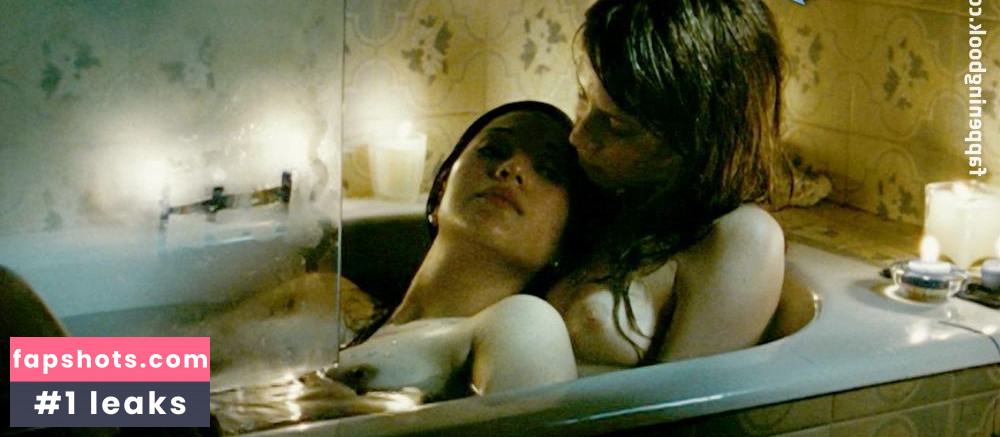 Inés Efron gallery photo #22