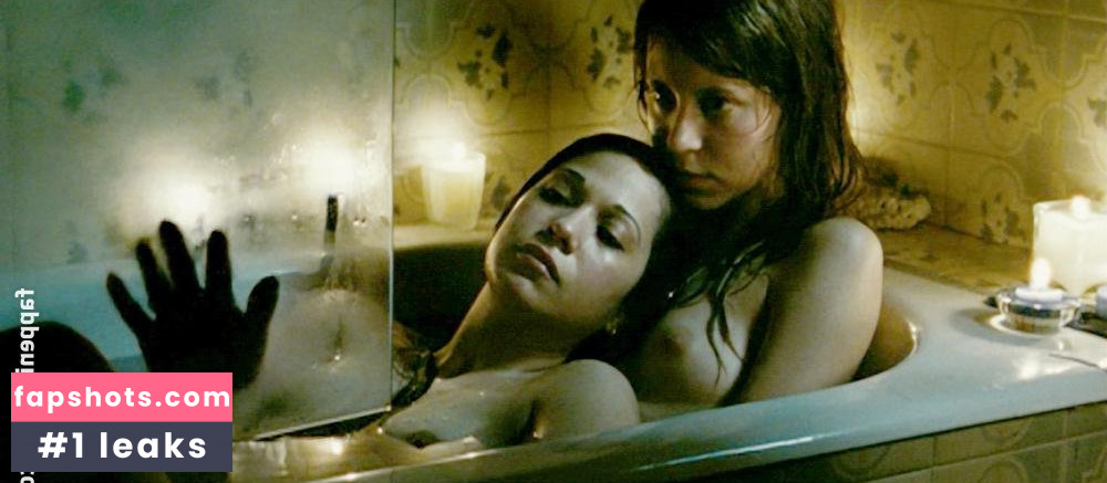 Inés Efron gallery photo #23