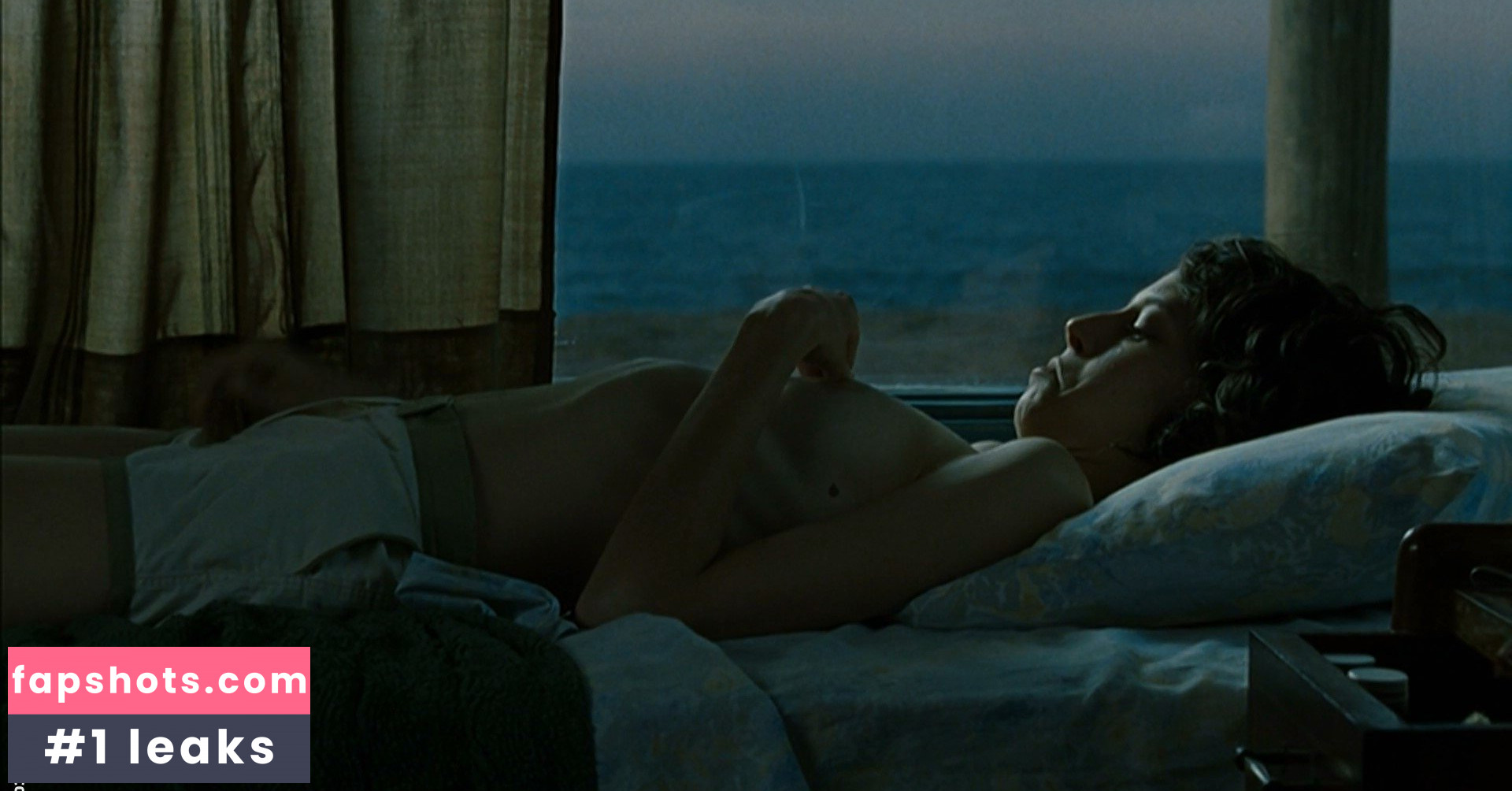 Inés Efron gallery photo #4