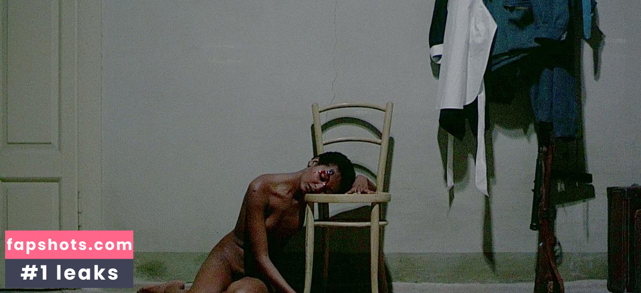 Ines Pellegrini gallery photo #3