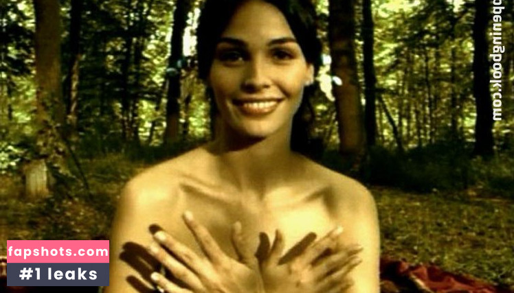 Inés Sastre gallery photo #8