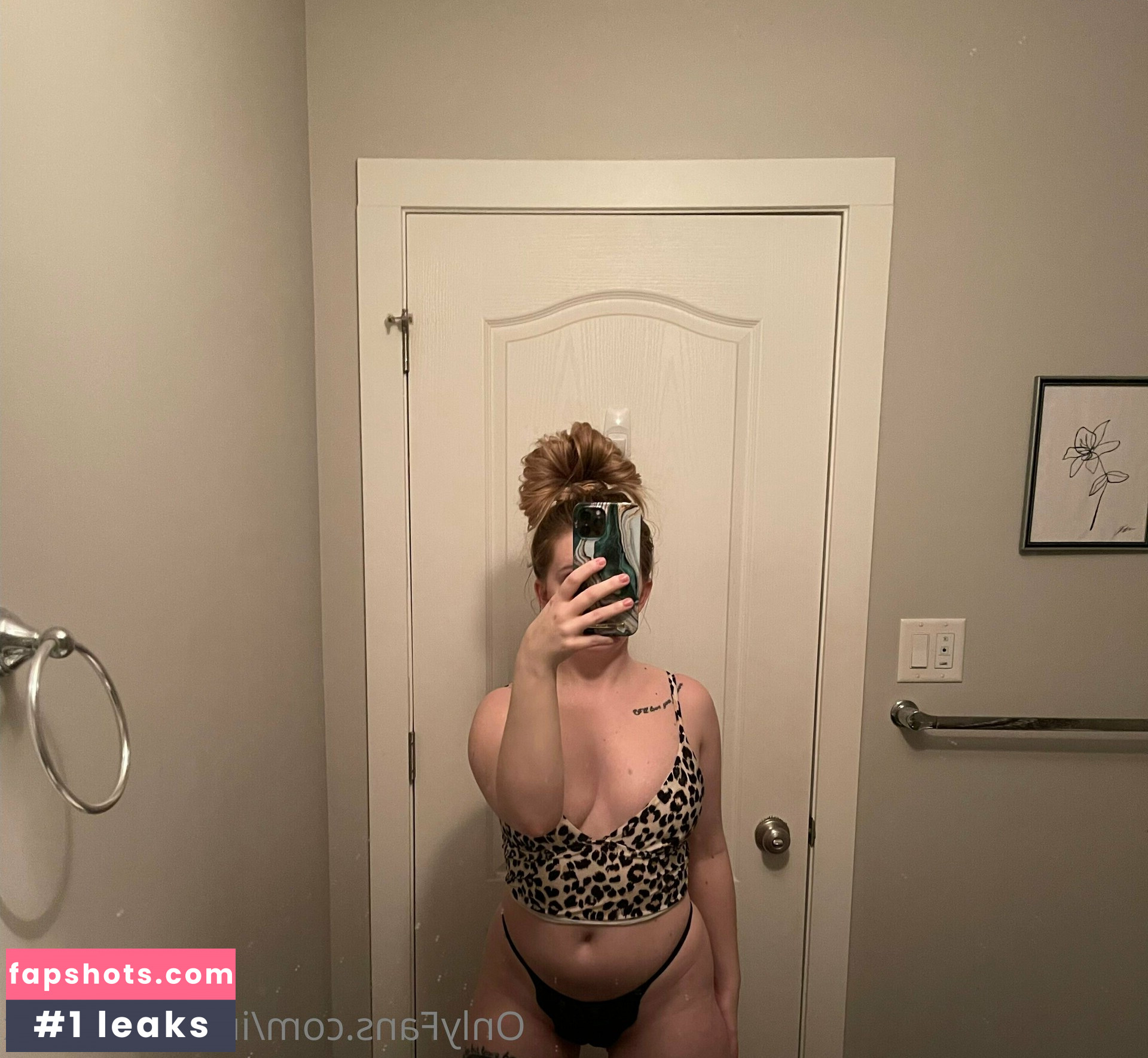 infamousalex gallery photo #4