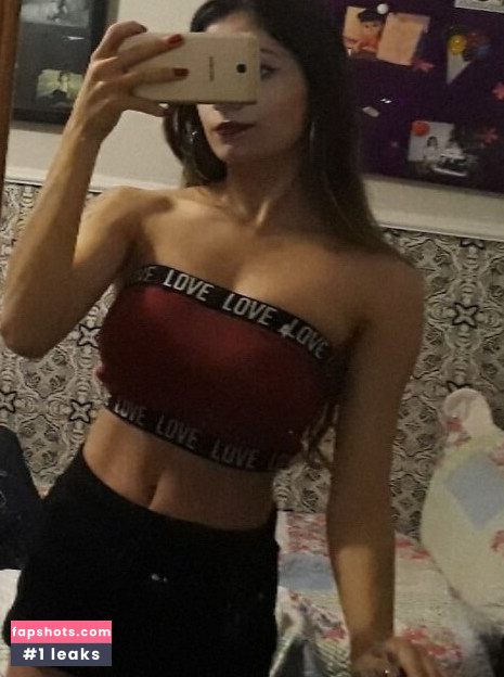 Ingrid Larissa gallery photo #20