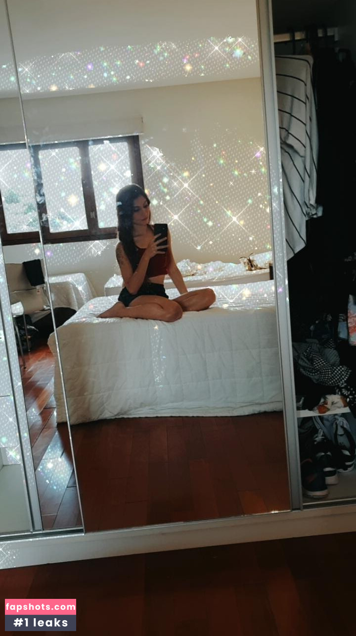 Ingrid Larissa gallery photo #24