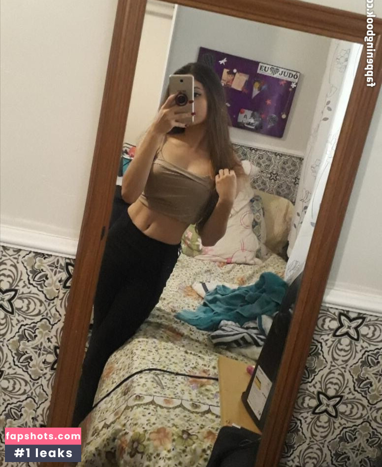 Ingrid Larissa gallery photo #33