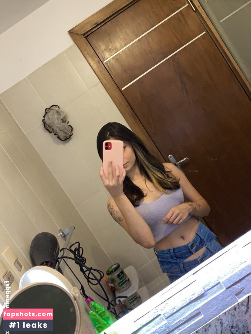 Ingrid Larissa gallery photo #41