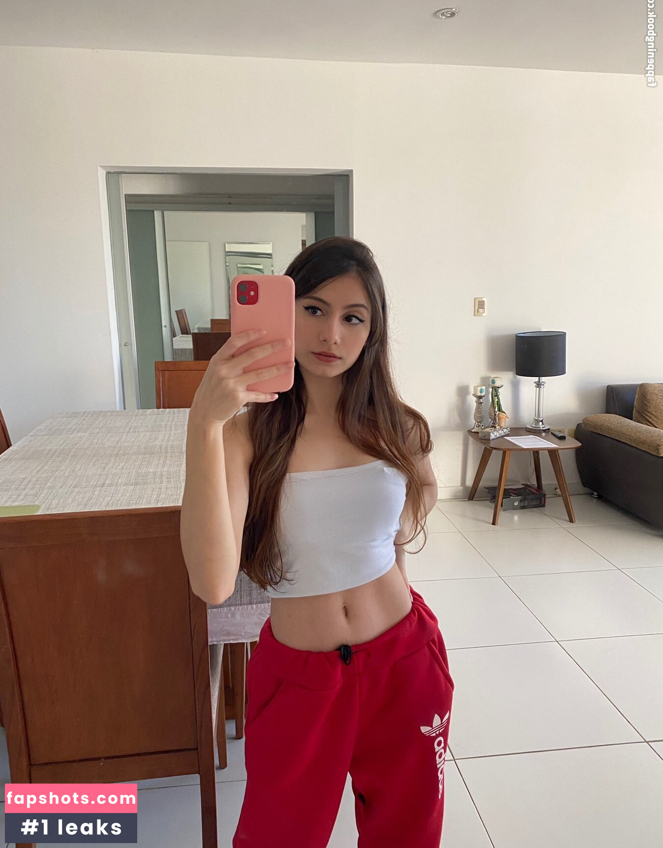 Ingrid Larissa gallery photo #44