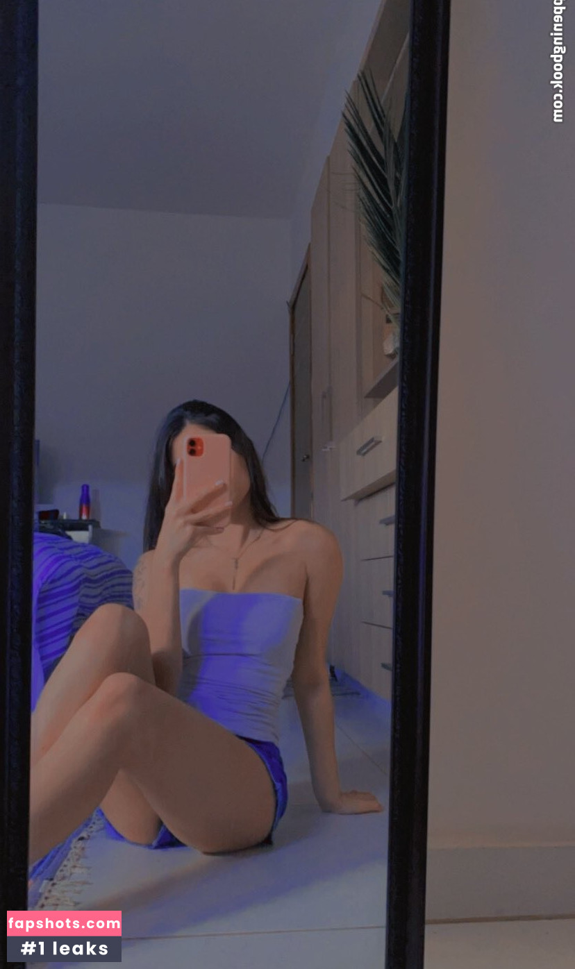 Ingrid Larissa gallery photo #47