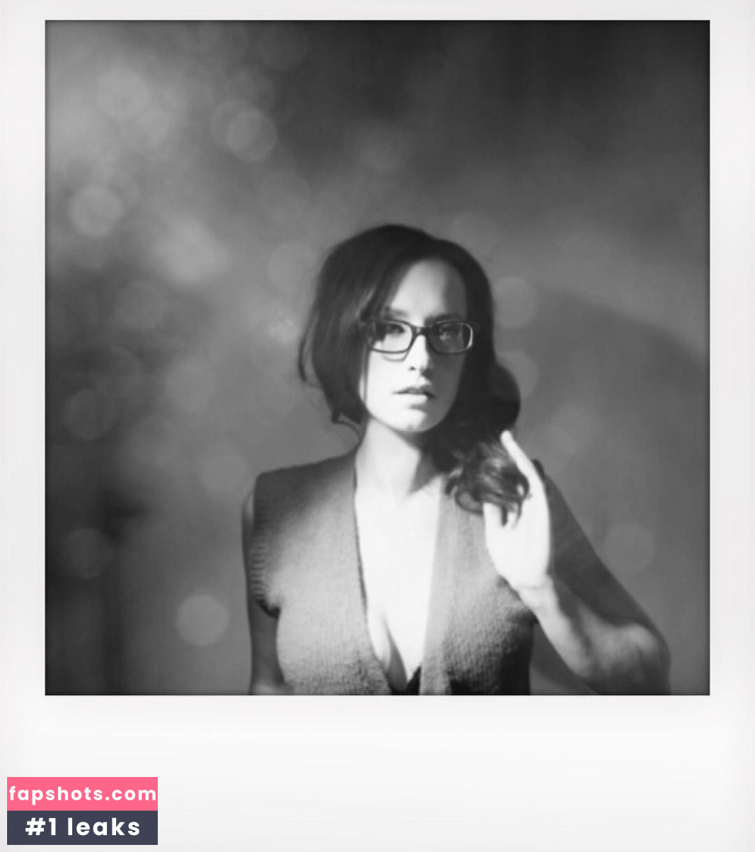 Ingrid Michaelson gallery photo #12