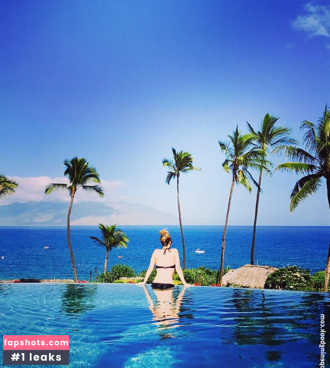 Ingrid Michaelson gallery photo #25