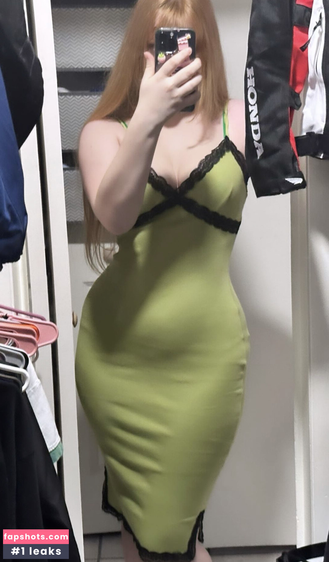 Initialelon gallery photo #24