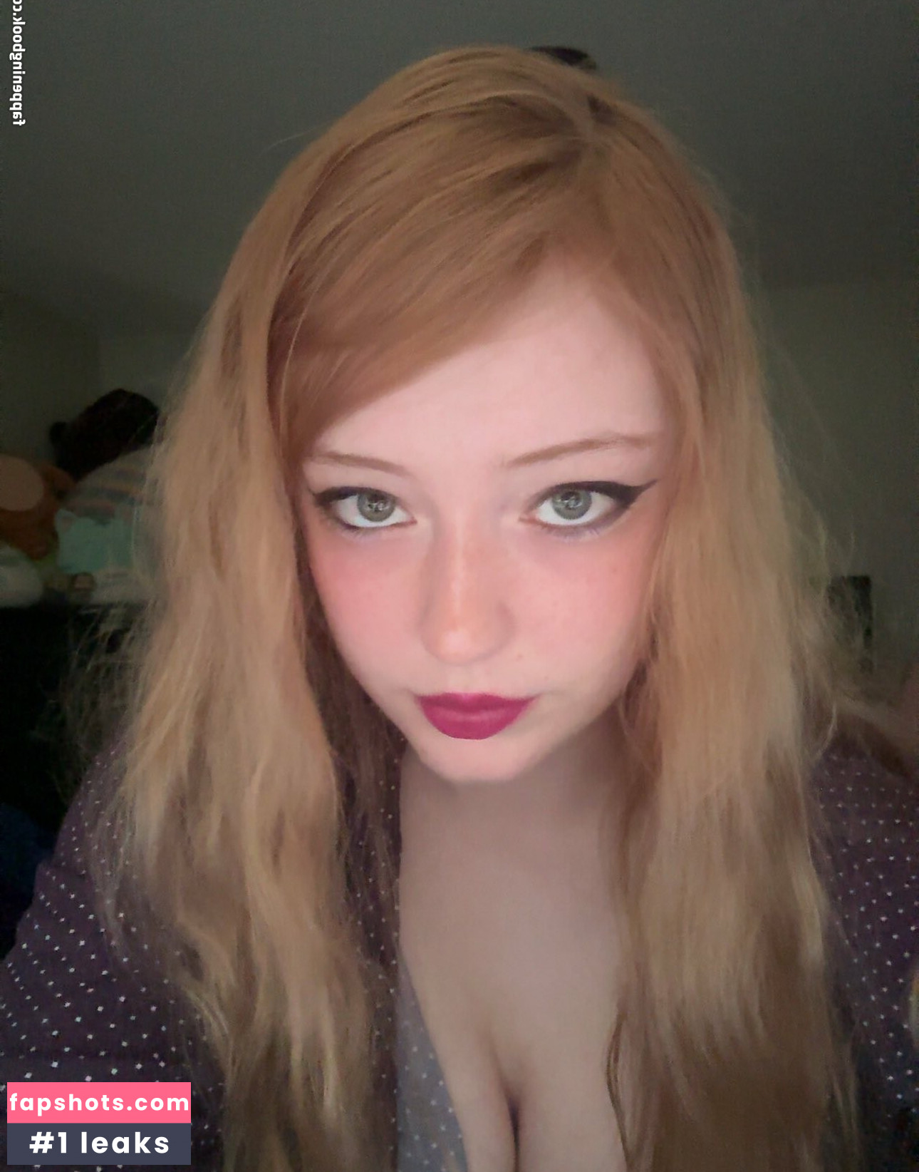 Initialelon gallery photo #45