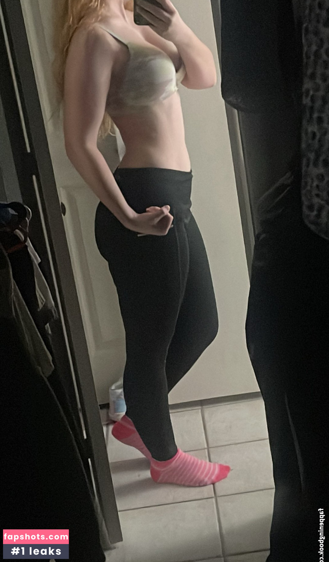 Initialelon gallery photo #49