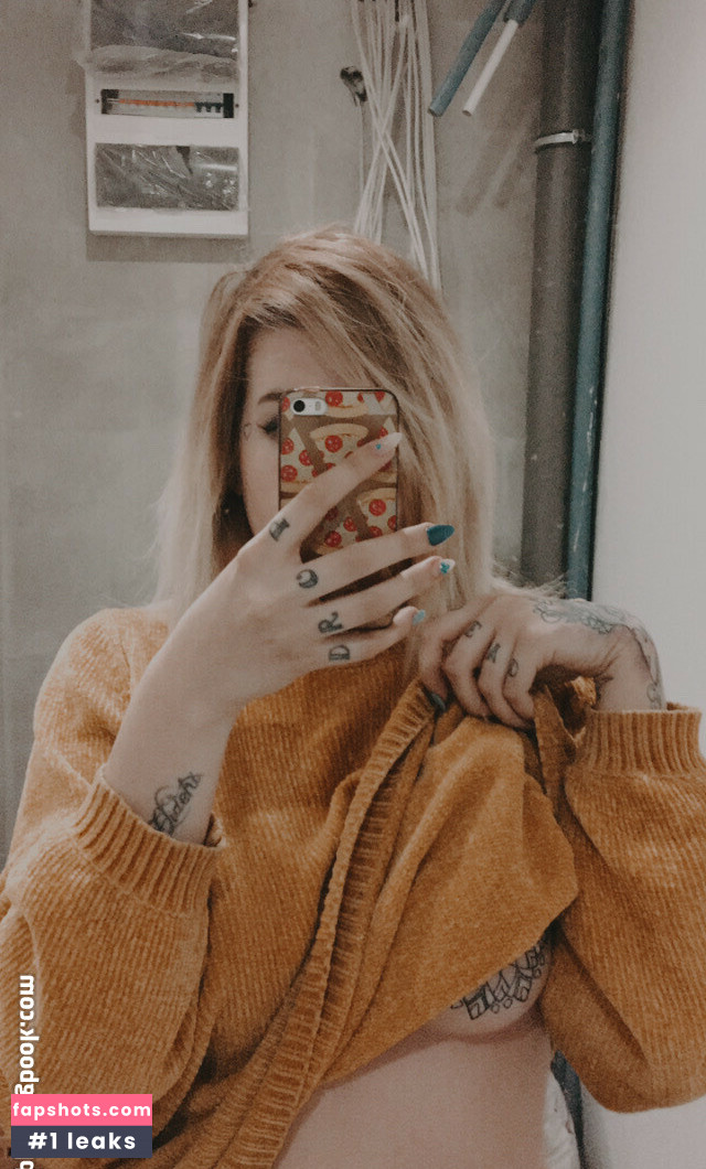 inkstawitch Nude Leaks OnlyFans Photos #2 - LeakJerk