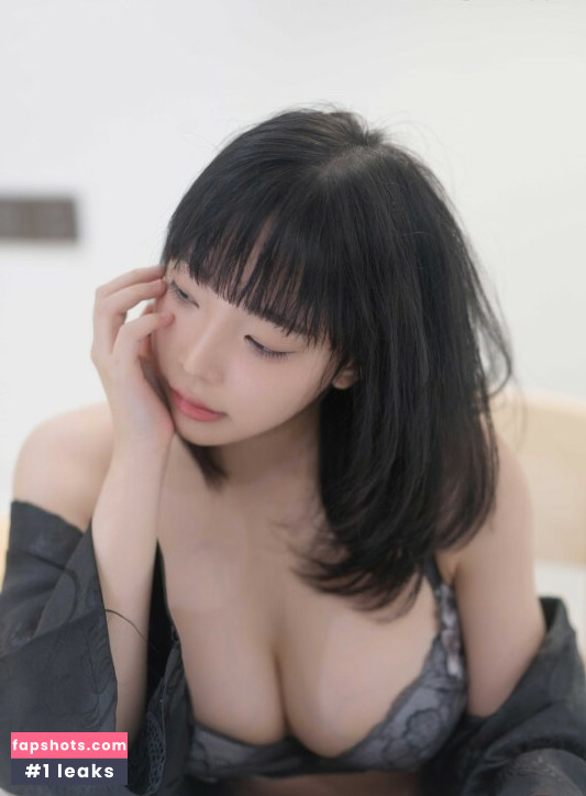 Inkyung gallery photo #18