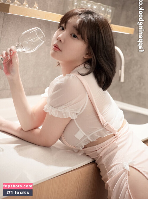 Inkyung gallery photo #184