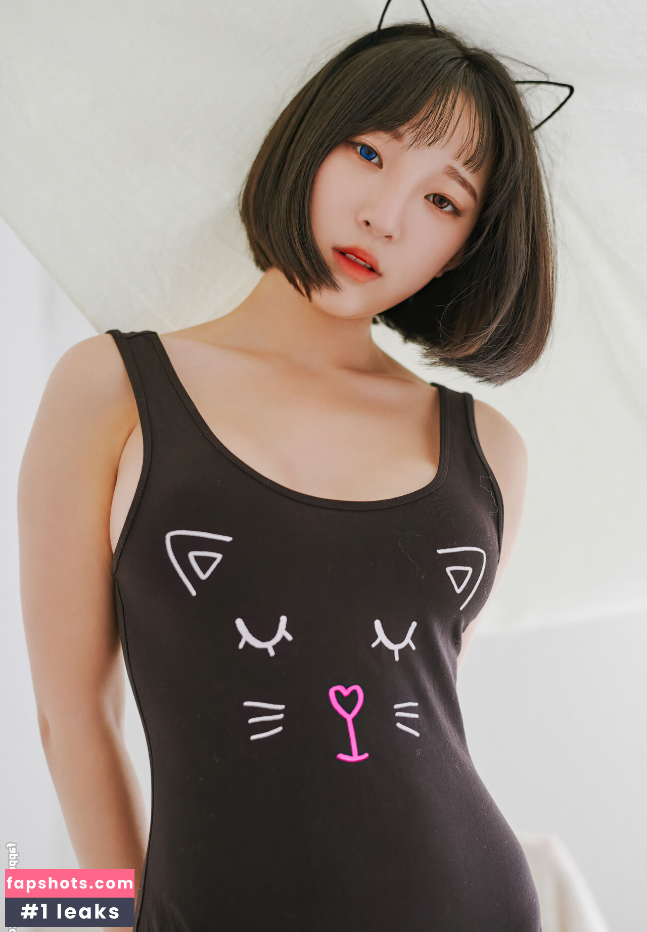 Inkyung gallery photo #702