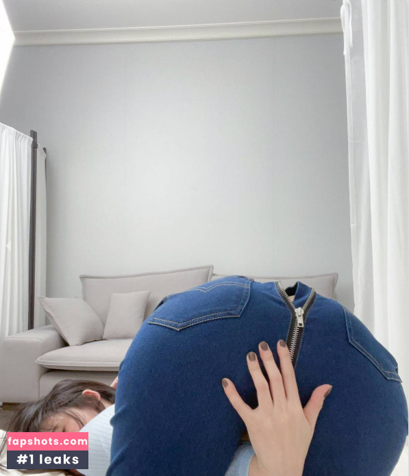 Inkyung gallery photo #753