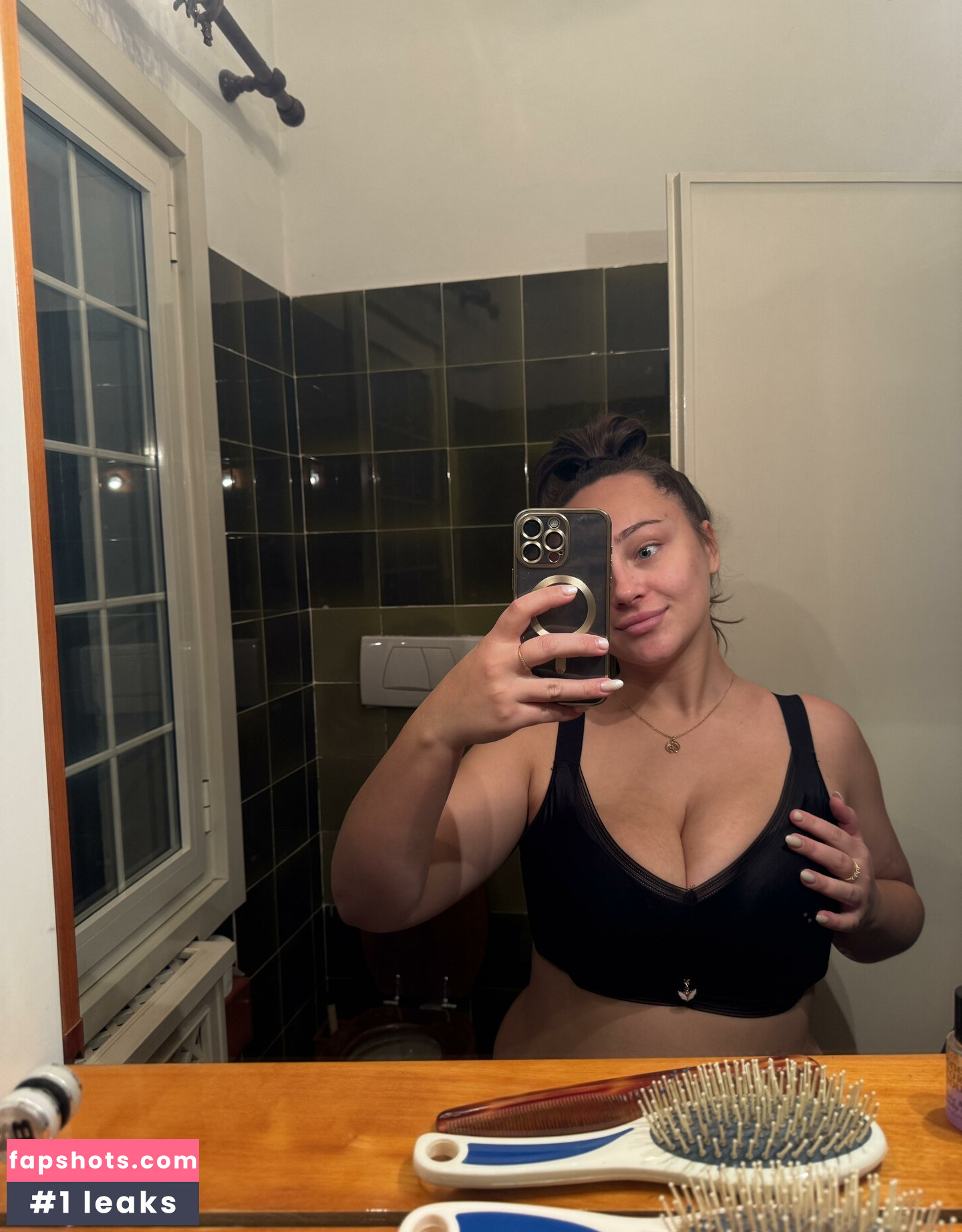 InnaLuve gallery photo #24