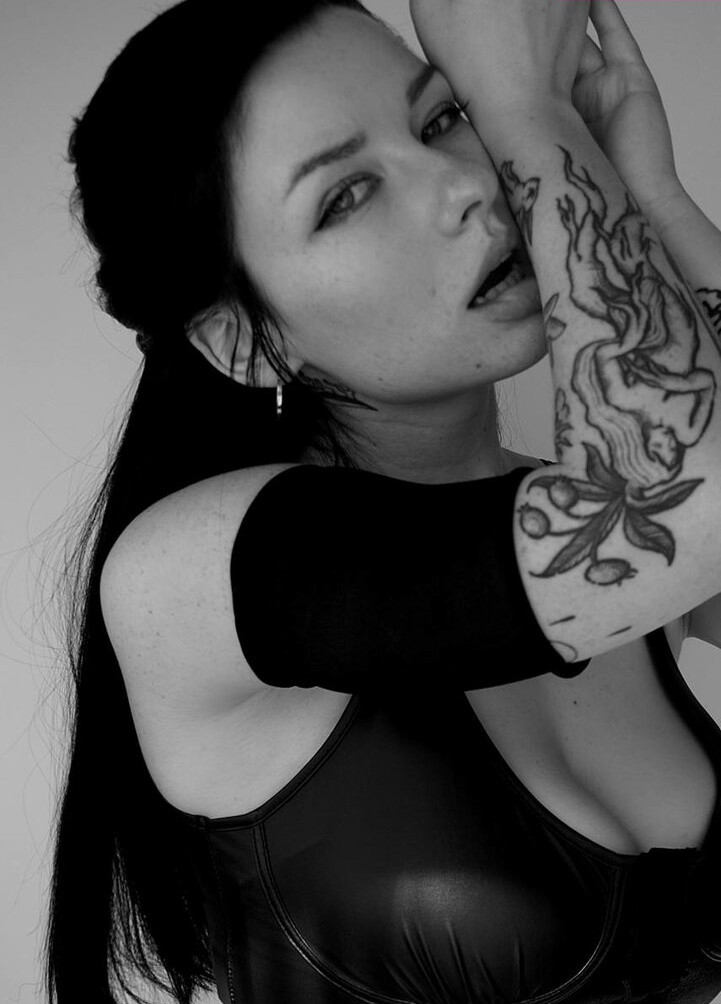 innervus gallery photo #1102