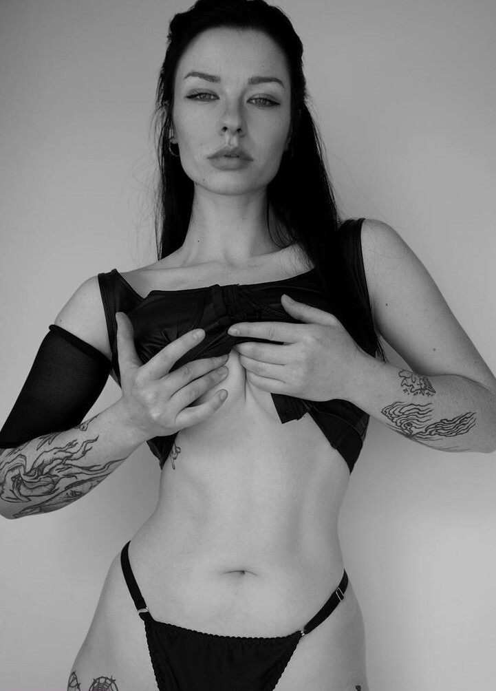 innervus gallery photo #1105