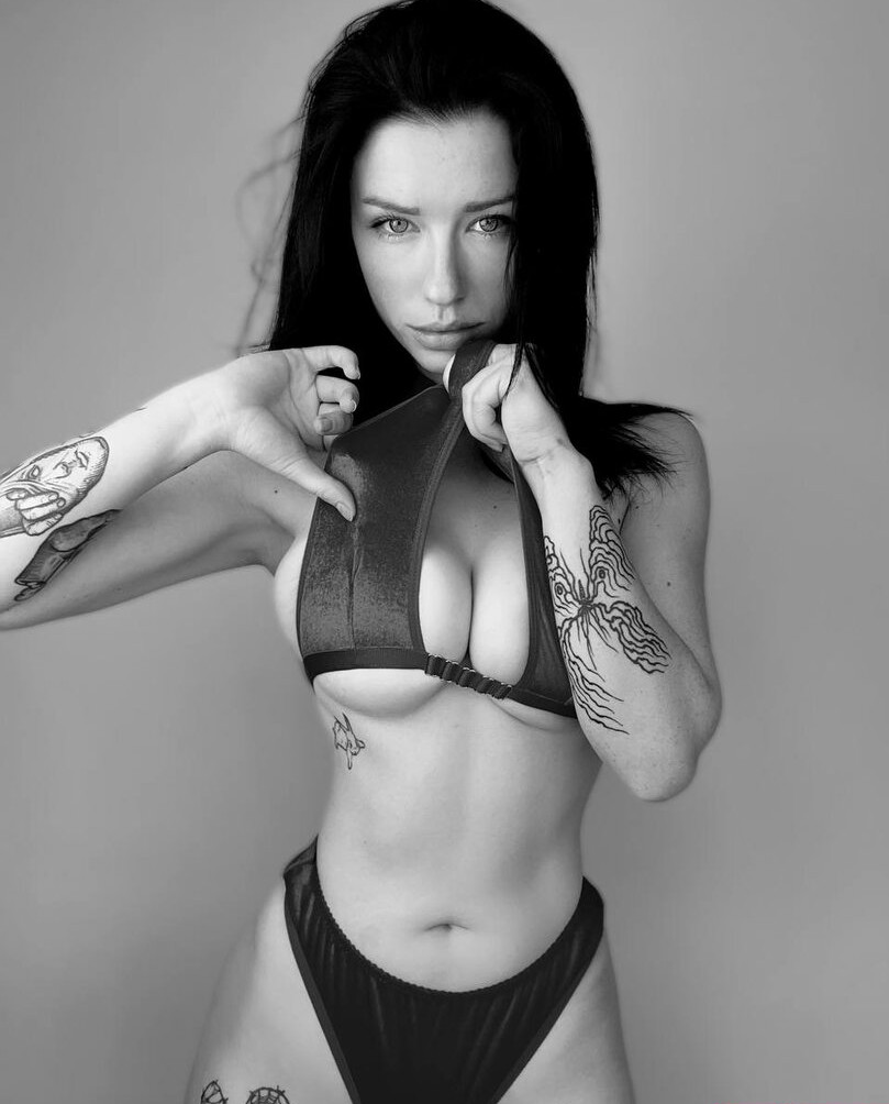 innervus gallery photo #1442