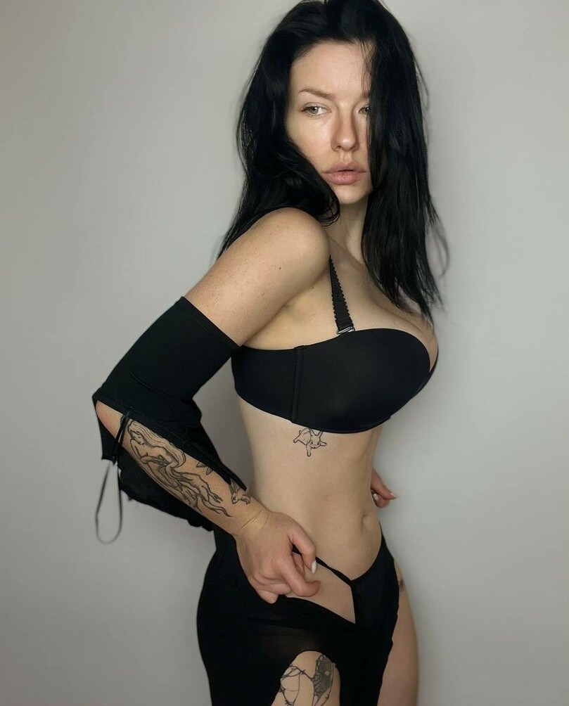 innervus gallery photo #1705