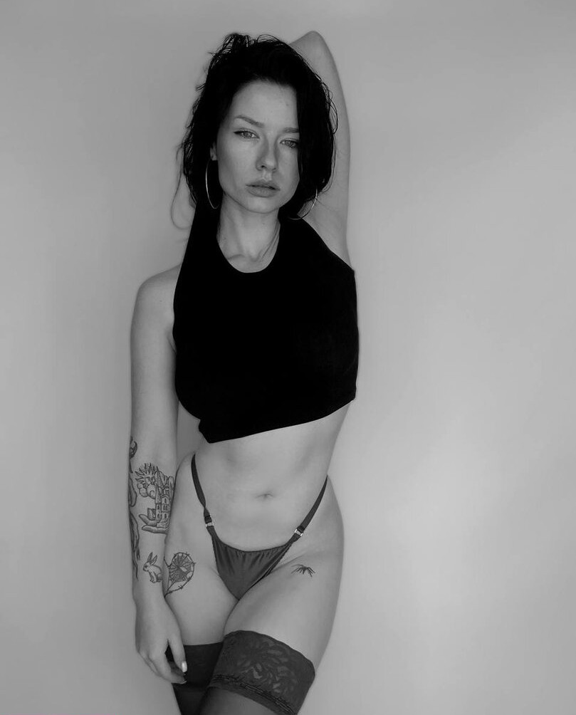 innervus gallery photo #1898