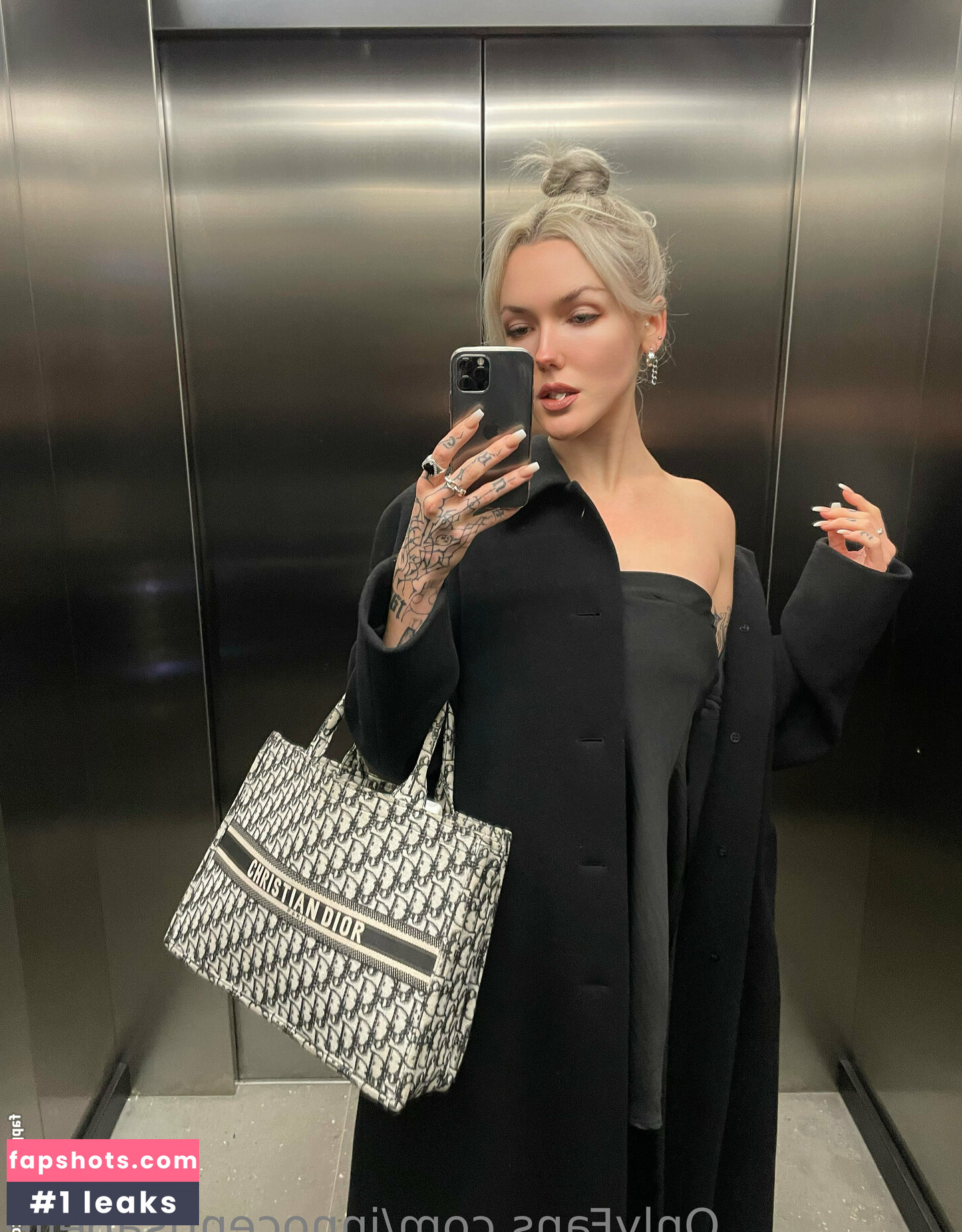 innocent.isabel gallery photo #27