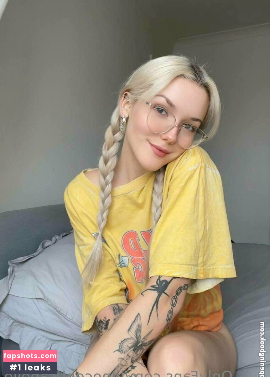 innocent.isabel gallery photo #53