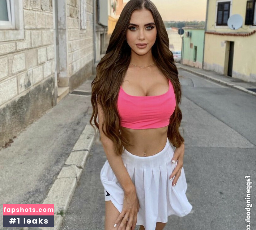 Instabella Nude Leaks OnlyFans Photos #3 - LeakJerk