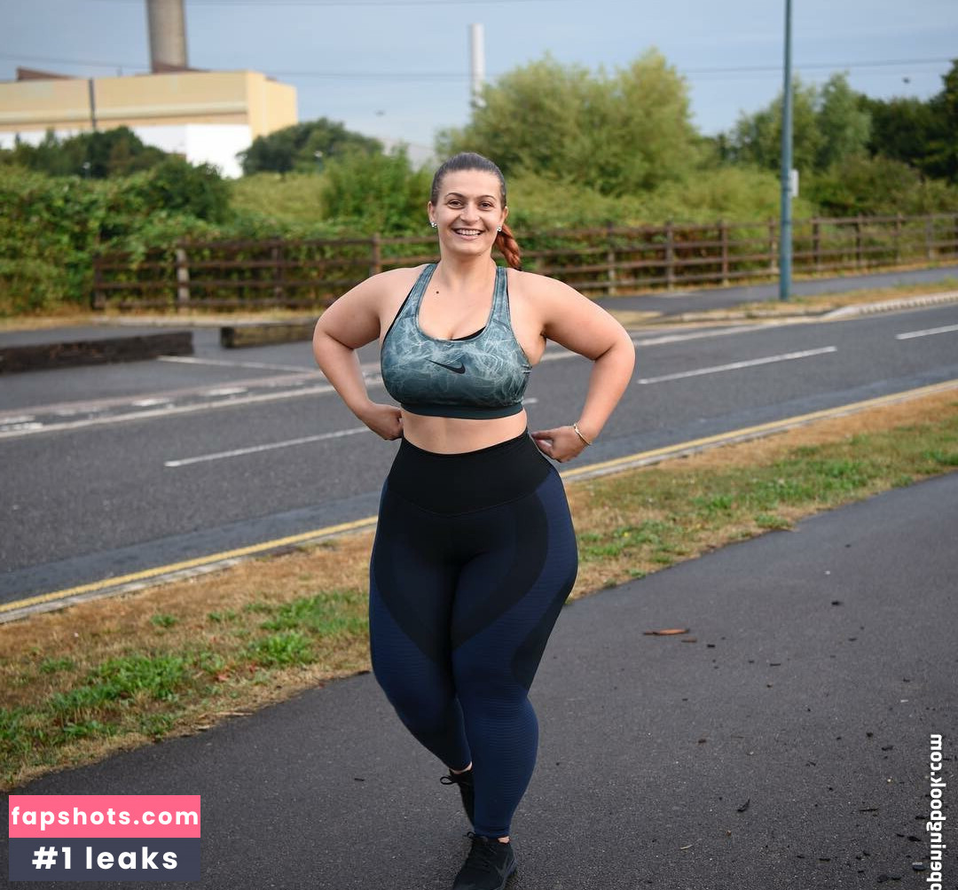 Ioana Chira gallery photo #4