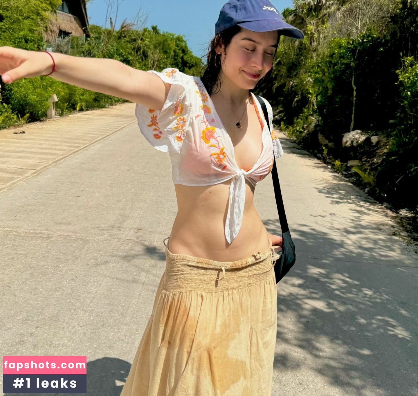 Iramalonne gallery photo #10