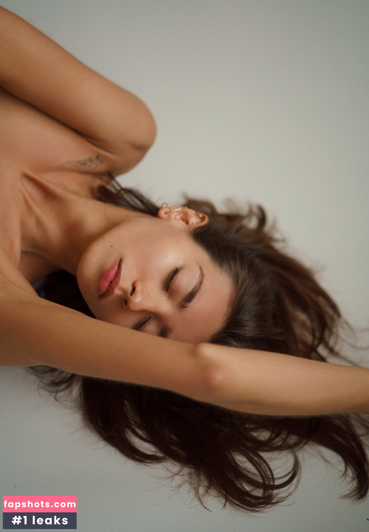 ireenel_ gallery photo #4