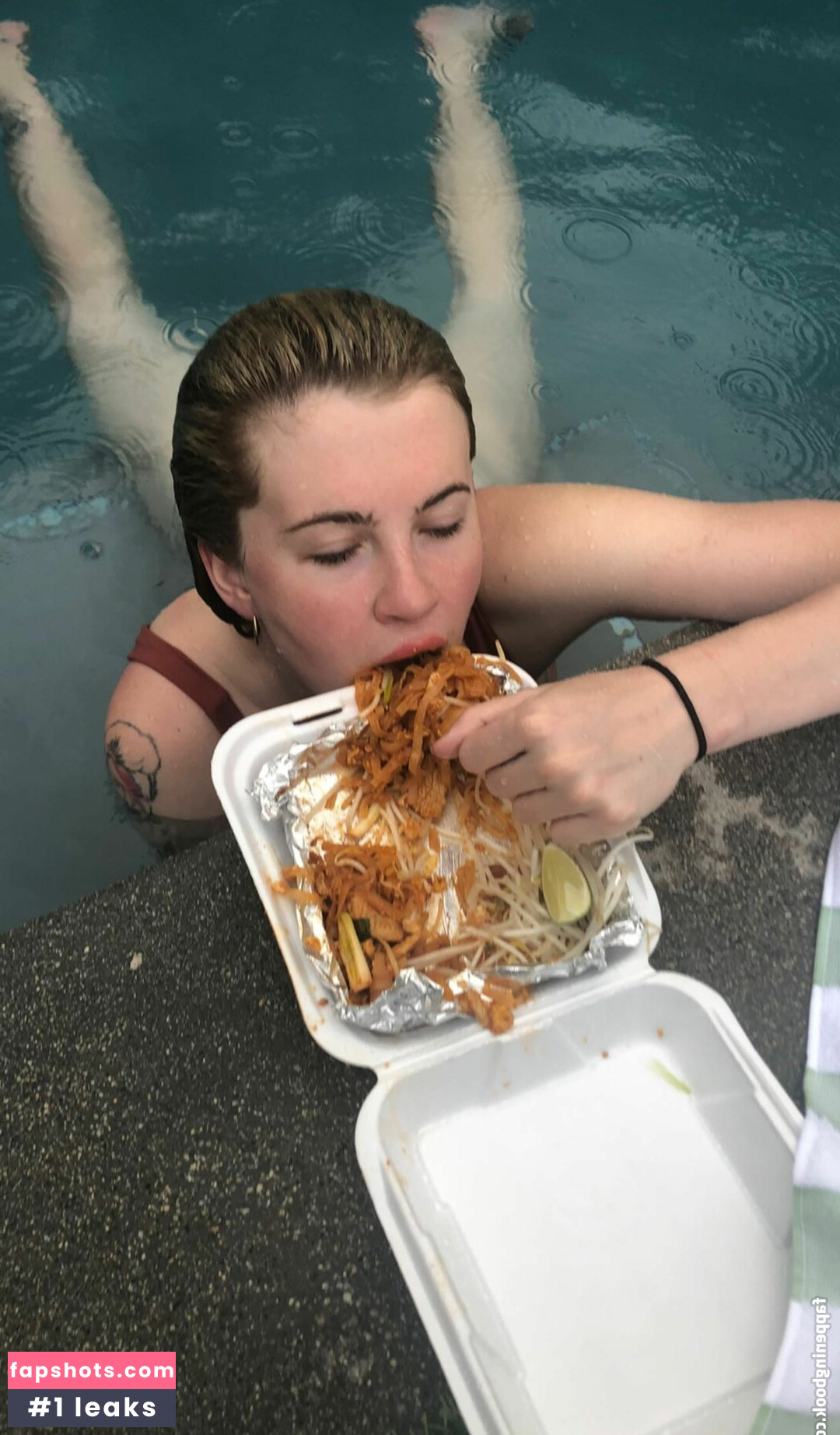 Ireland Baldwin gallery photo #125