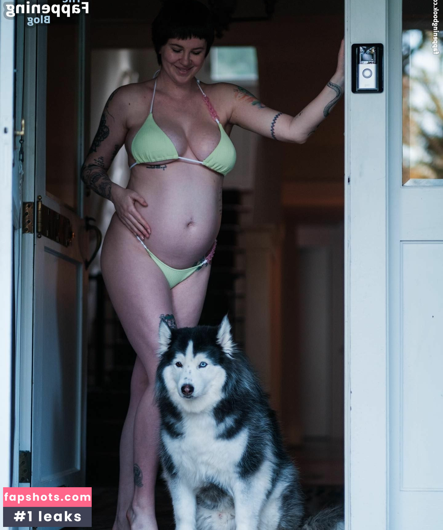 Ireland Baldwin gallery photo #142