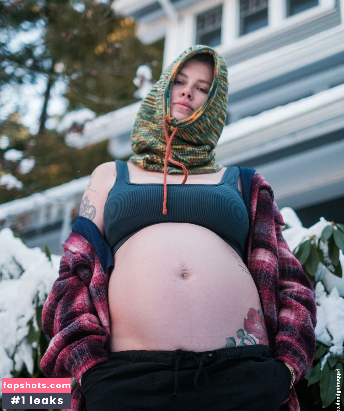 Ireland Baldwin gallery photo #156