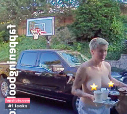 Ireland Baldwin gallery photo #168