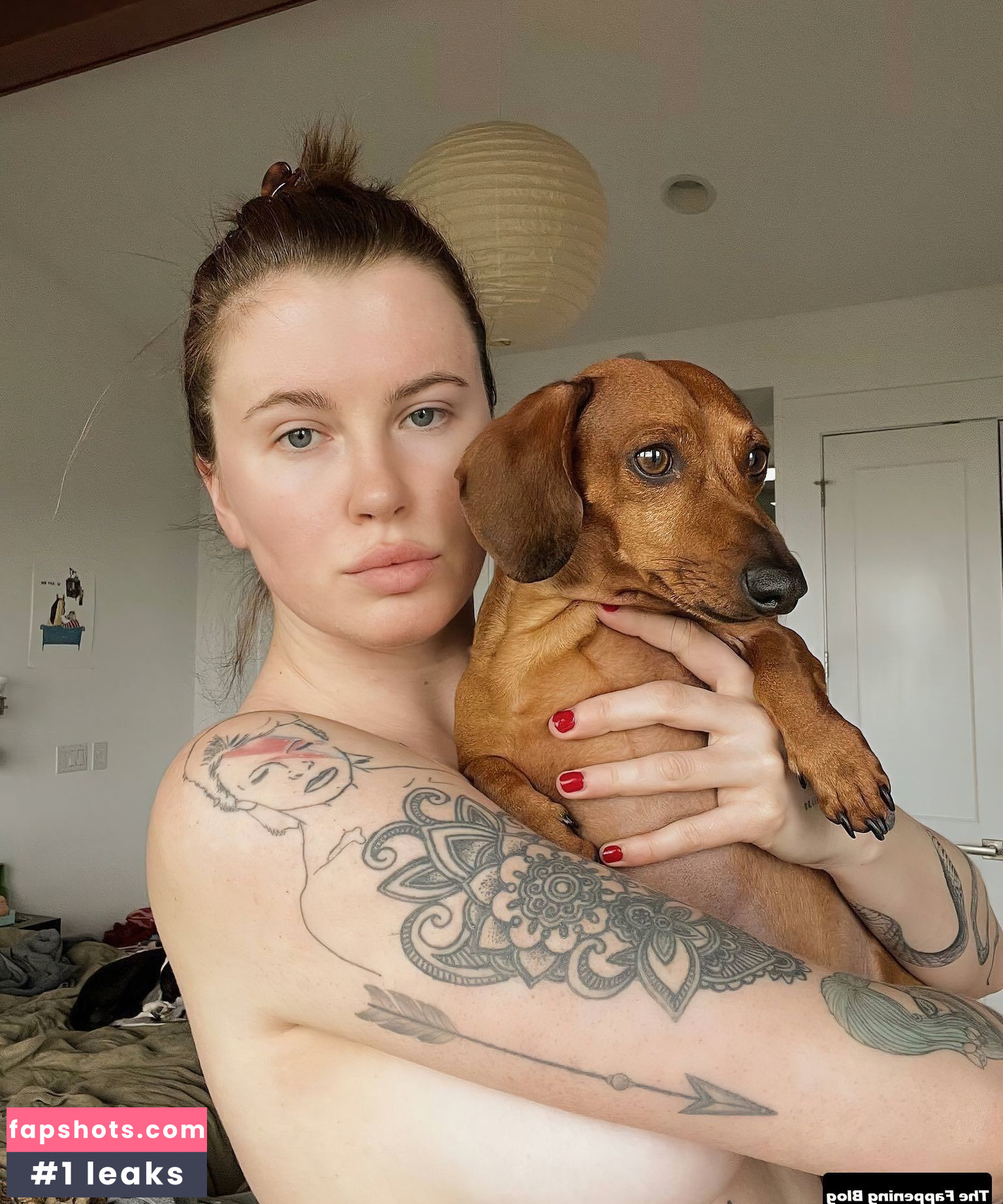 Ireland Baldwin gallery photo #240
