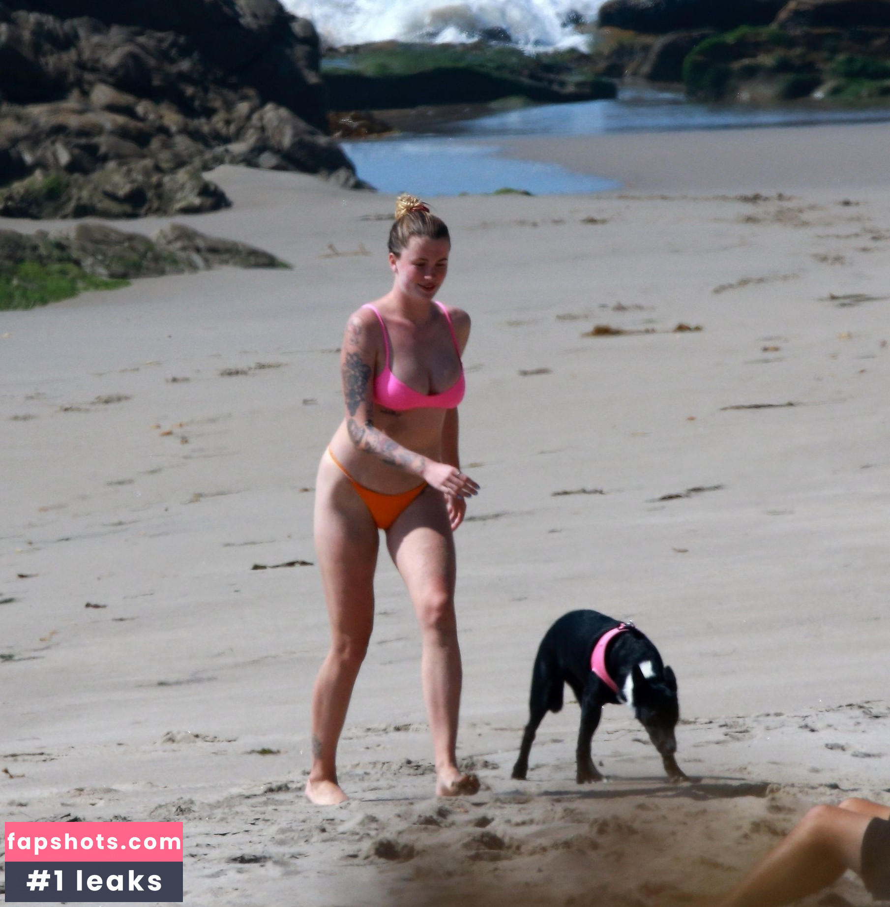 Ireland Baldwin gallery photo #299