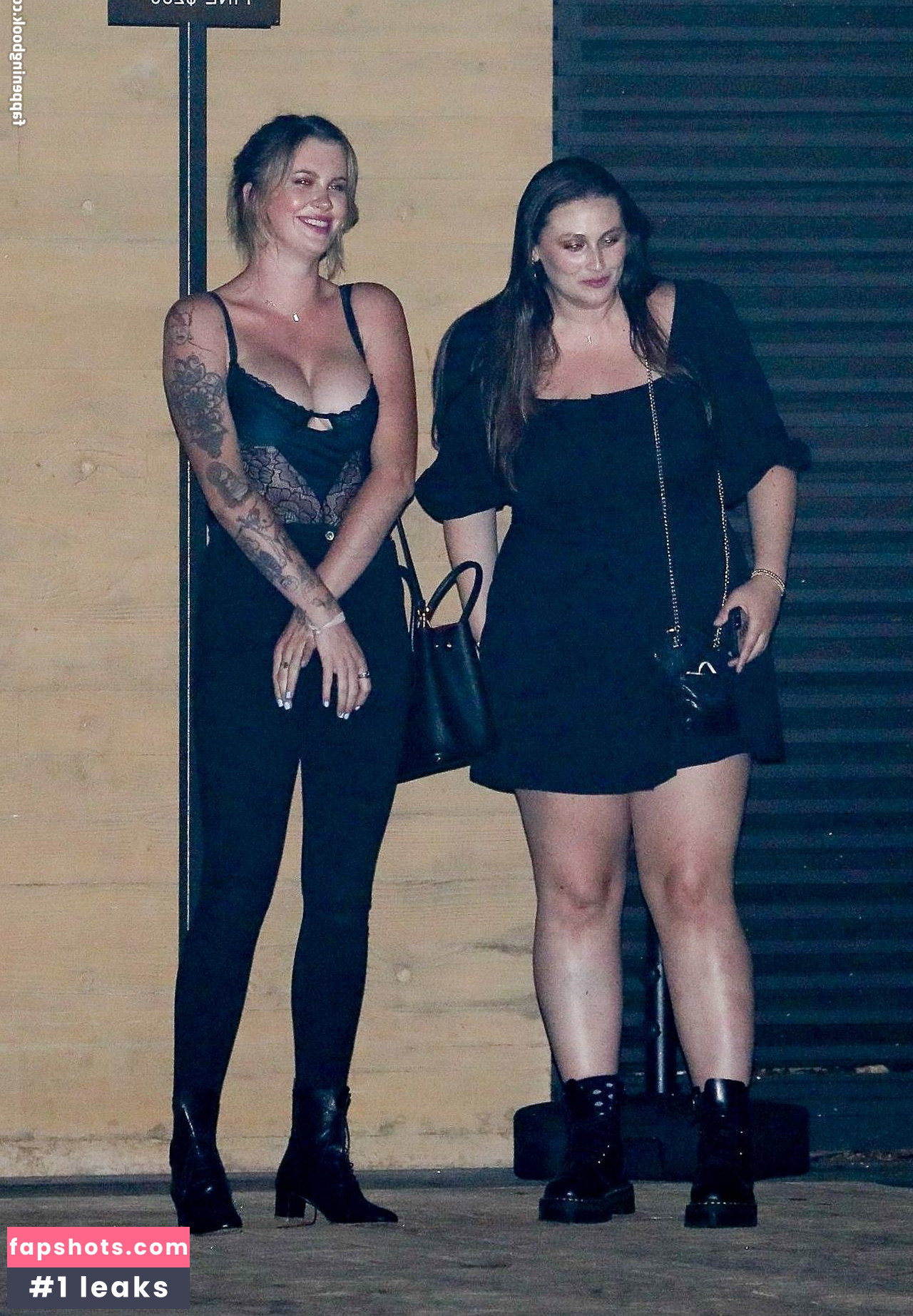 Ireland Baldwin gallery photo #330