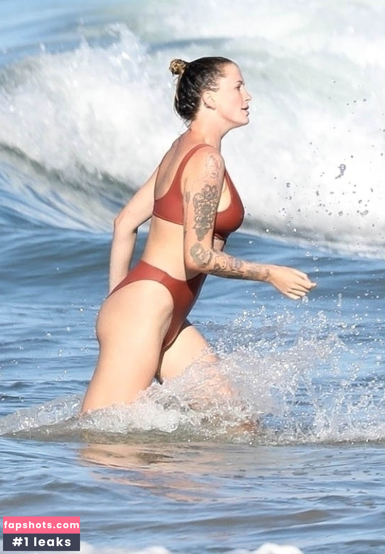 Ireland Baldwin gallery photo #367
