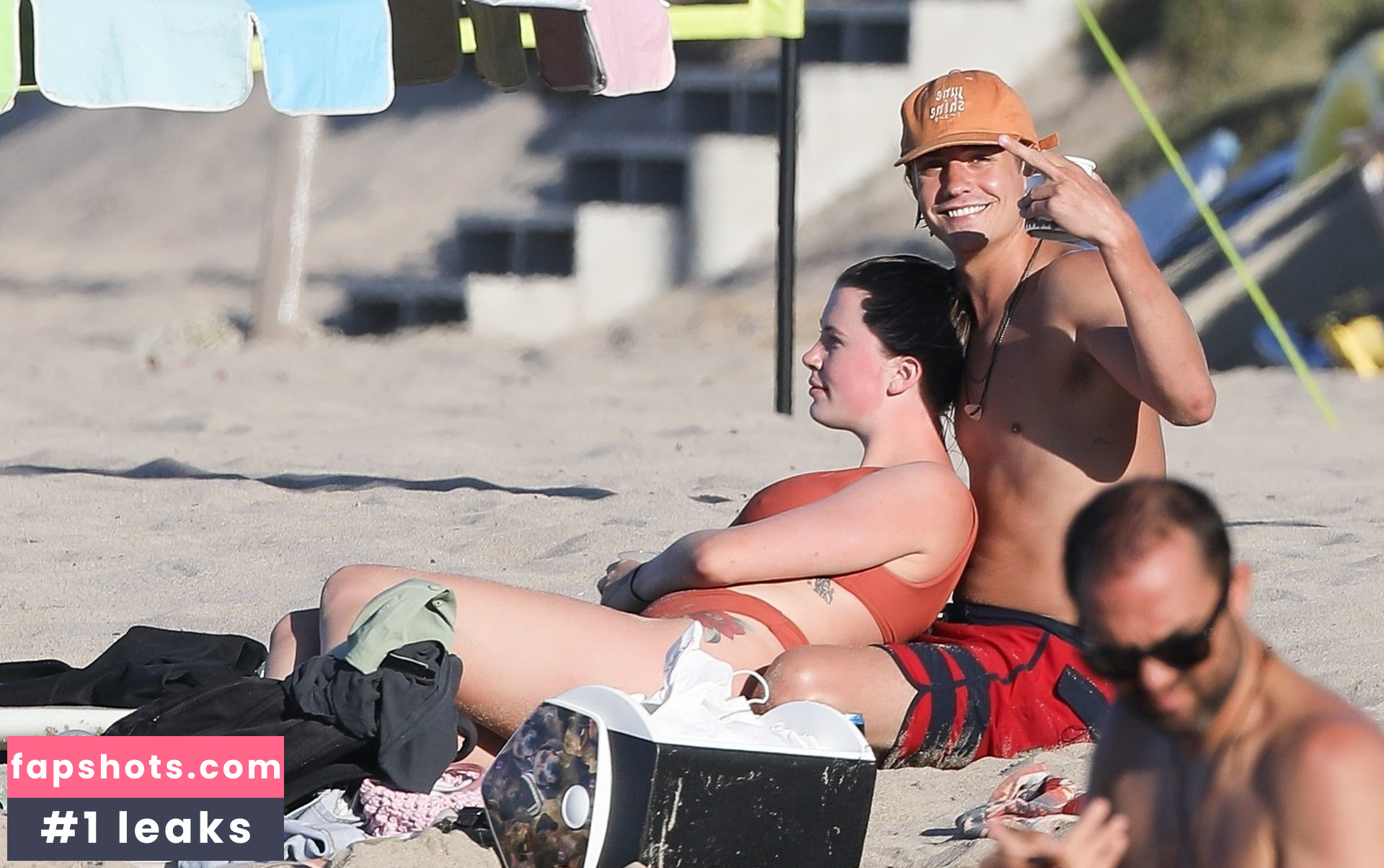 Ireland Baldwin gallery photo #376