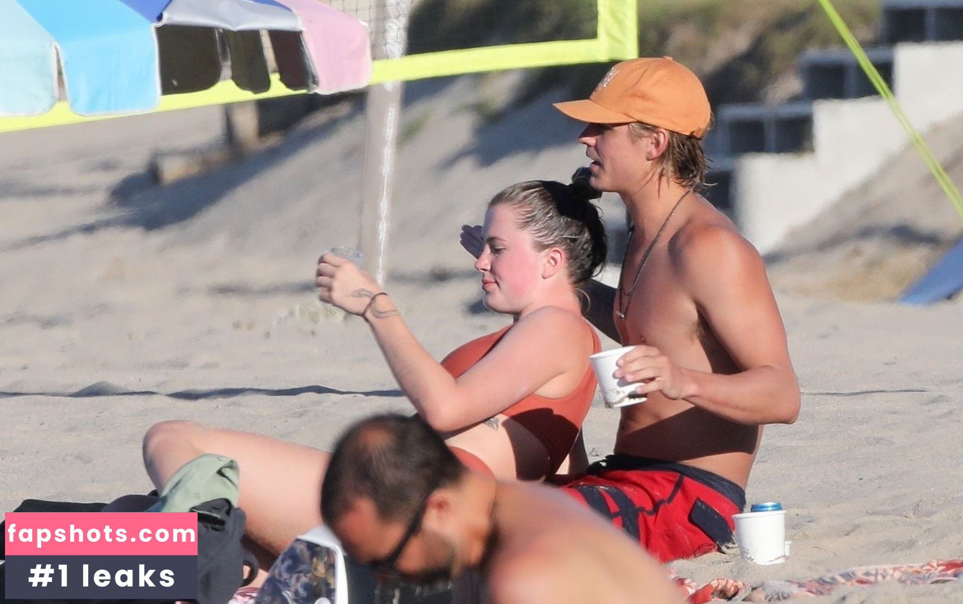 Ireland Baldwin gallery photo #392