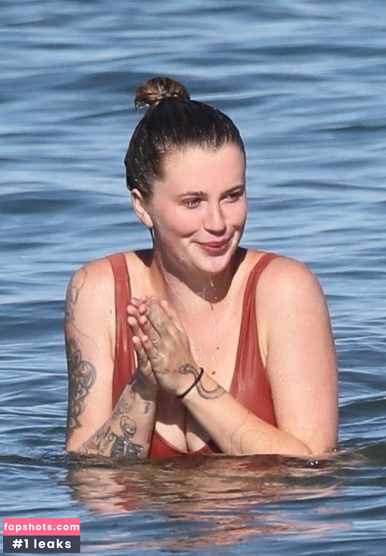 Ireland Baldwin gallery photo #396