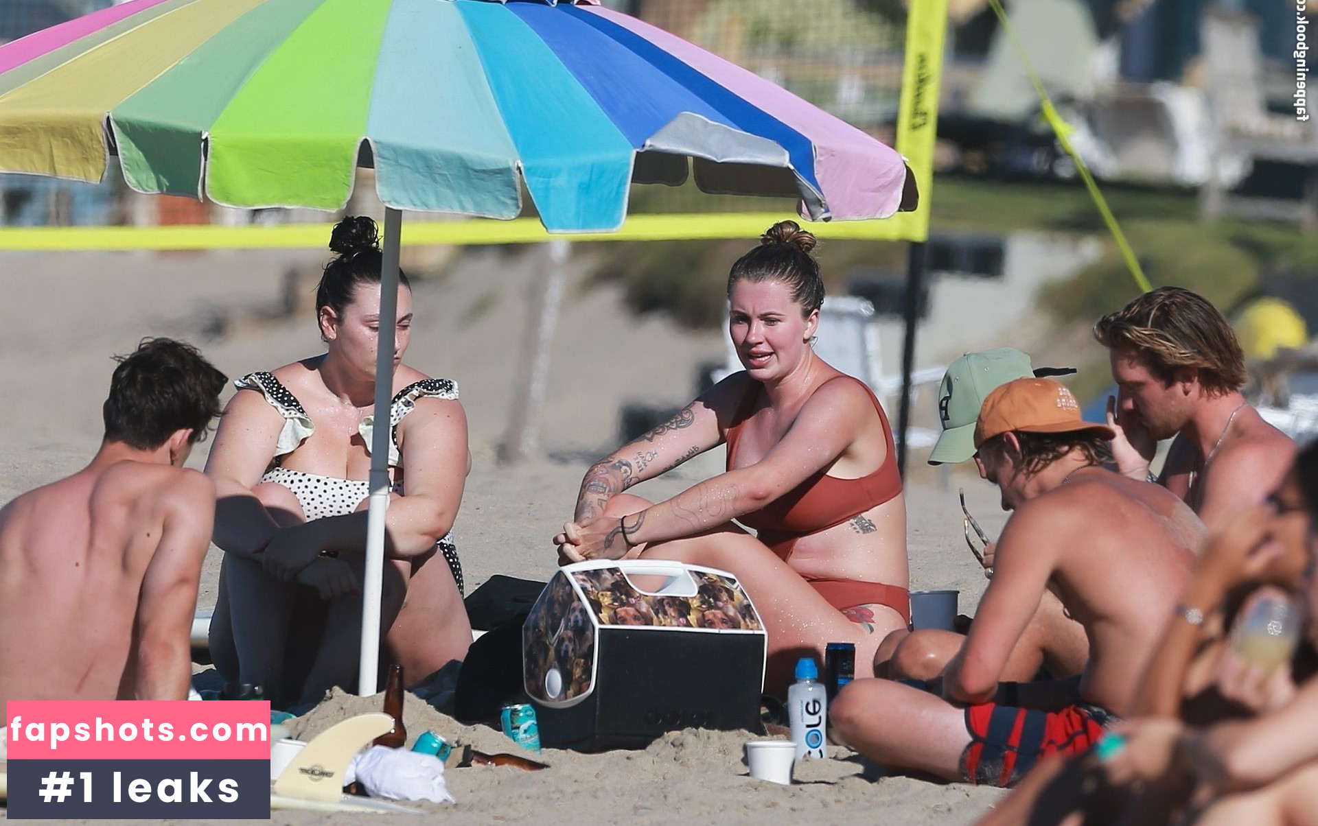 Ireland Baldwin gallery photo #415