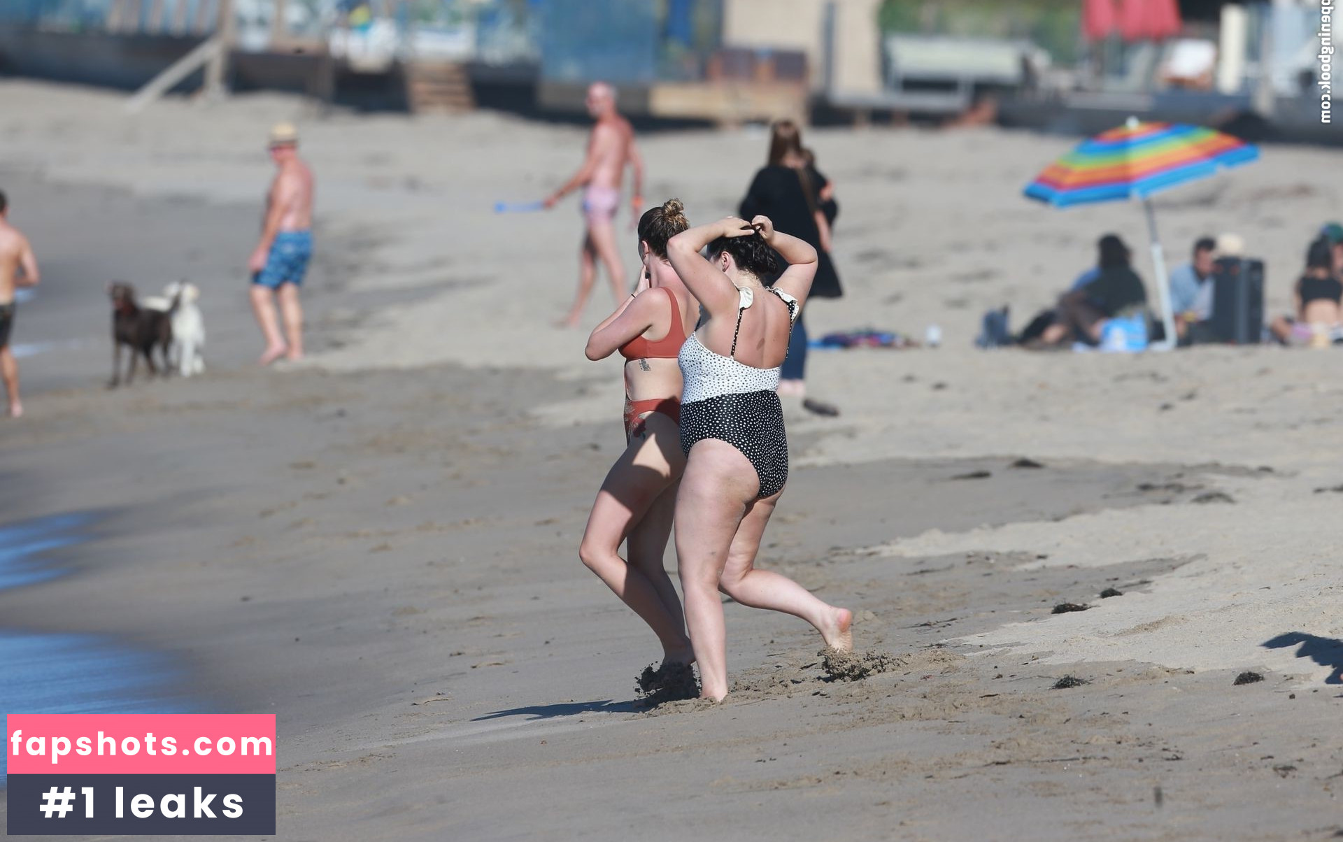 Ireland Baldwin gallery photo #418